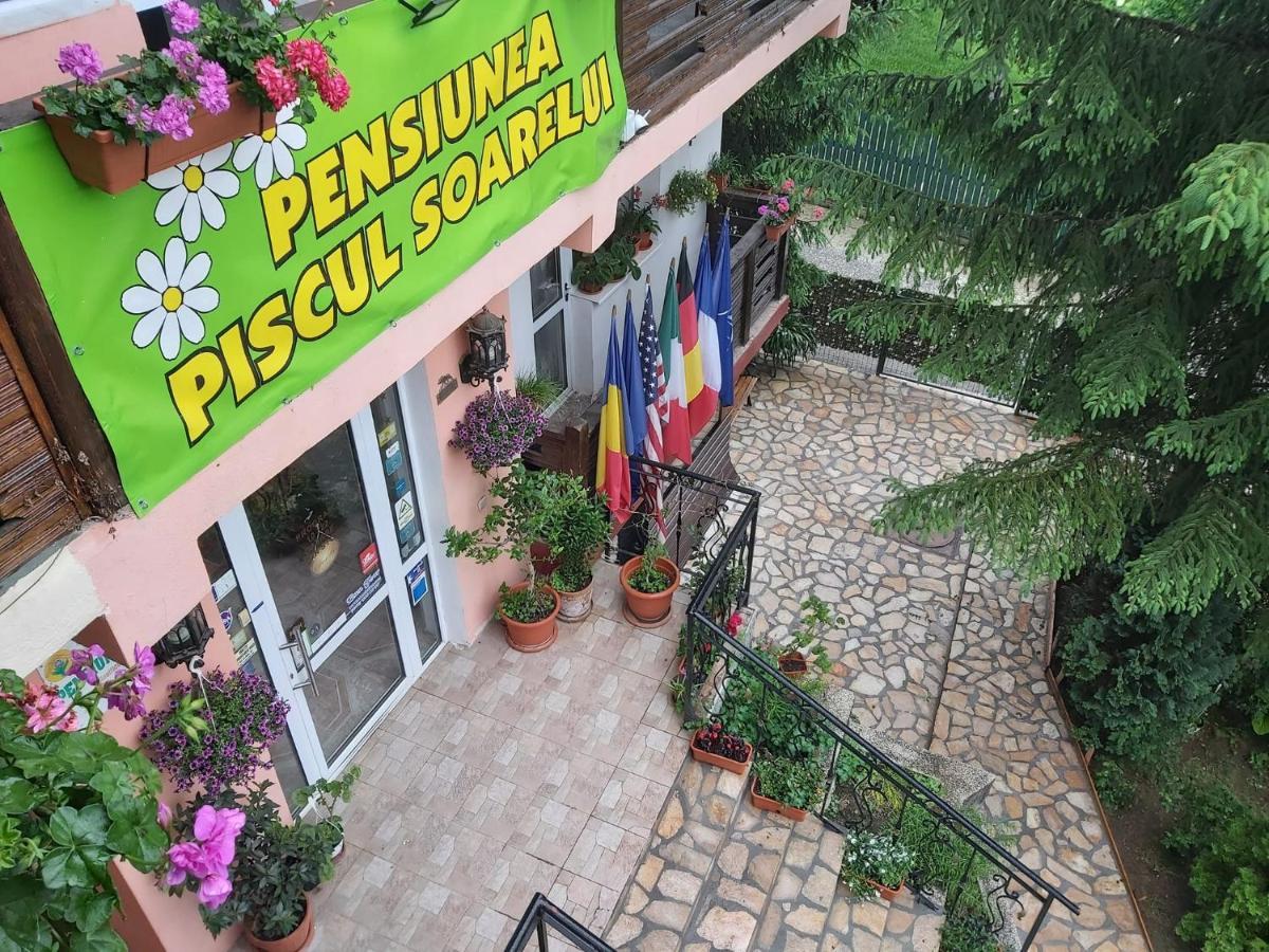 Pensiunea Agroturistica Piscul Soarelui Кимпулунґ Екстер'єр фото
